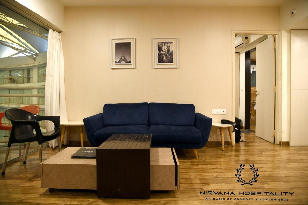 Rajhans Belliza Luxurious Studio Apartment Surate Extérieur photo